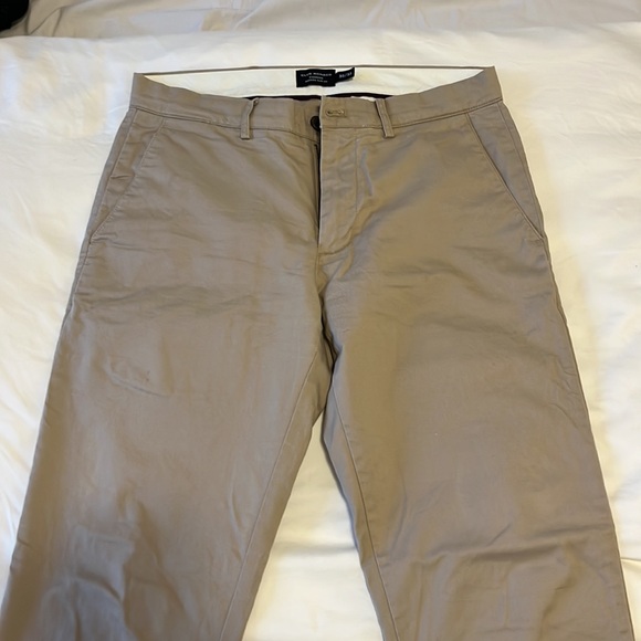 Club Monaco Connor chino - Picture 2 of 2